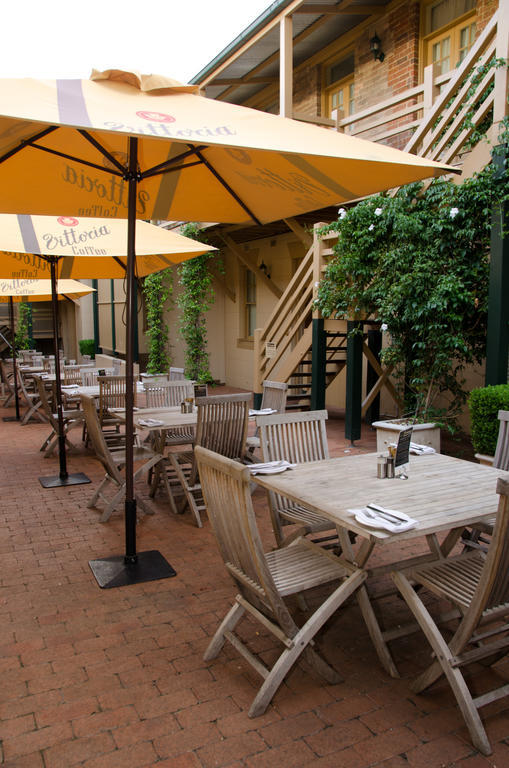 Cobb & Co Court Boutique Hotel Mudgee Eksteriør billede