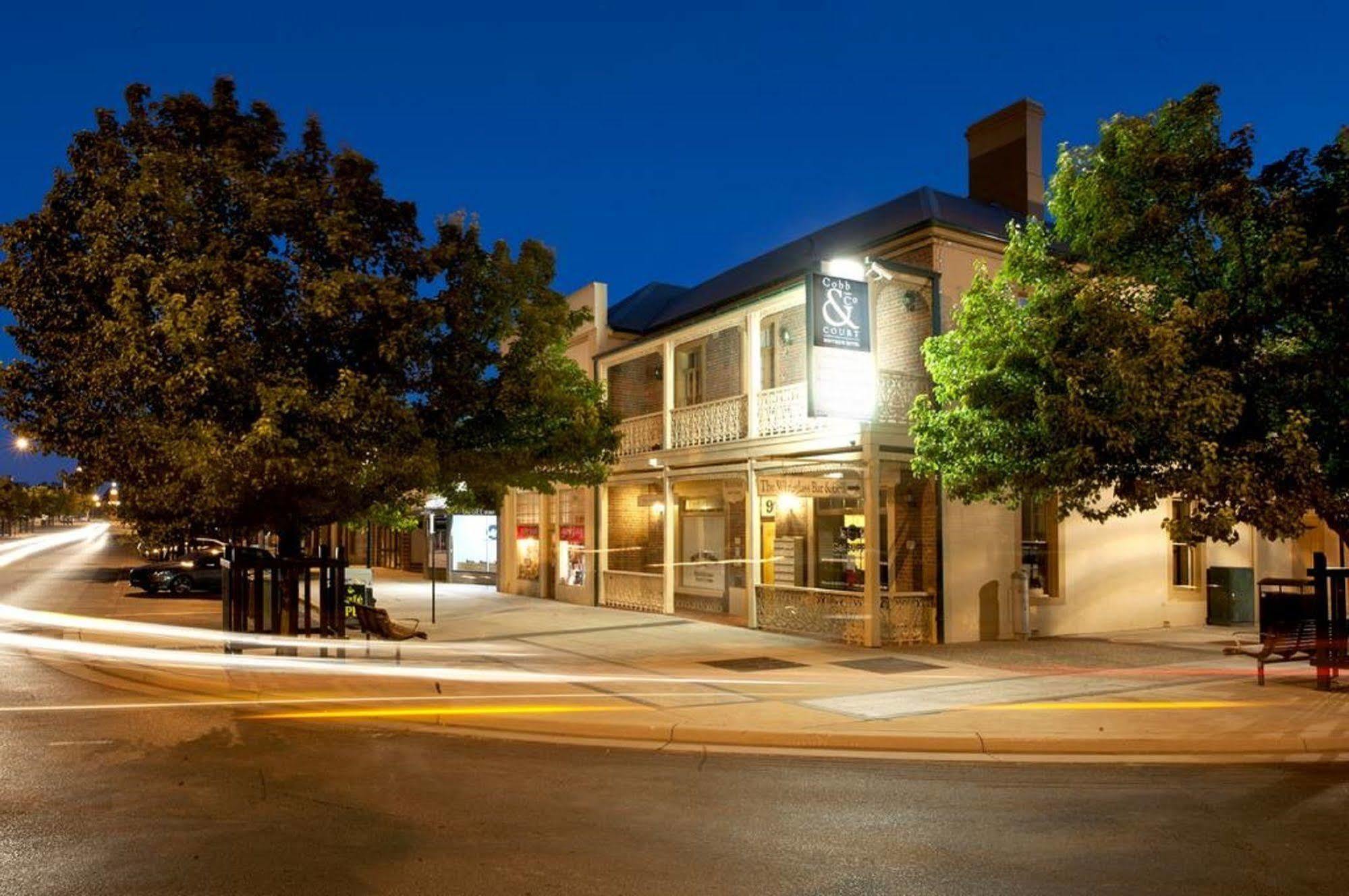 Cobb & Co Court Boutique Hotel Mudgee Eksteriør billede