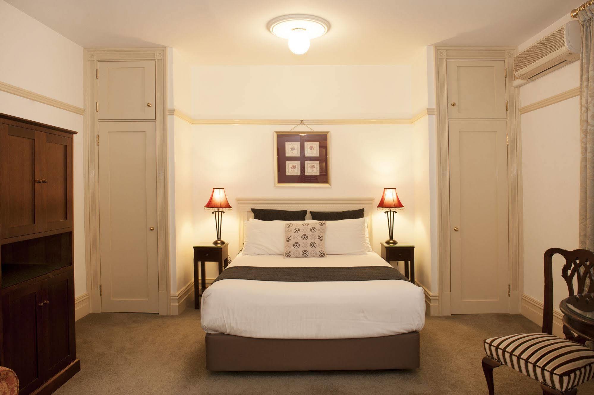 Cobb & Co Court Boutique Hotel Mudgee Eksteriør billede