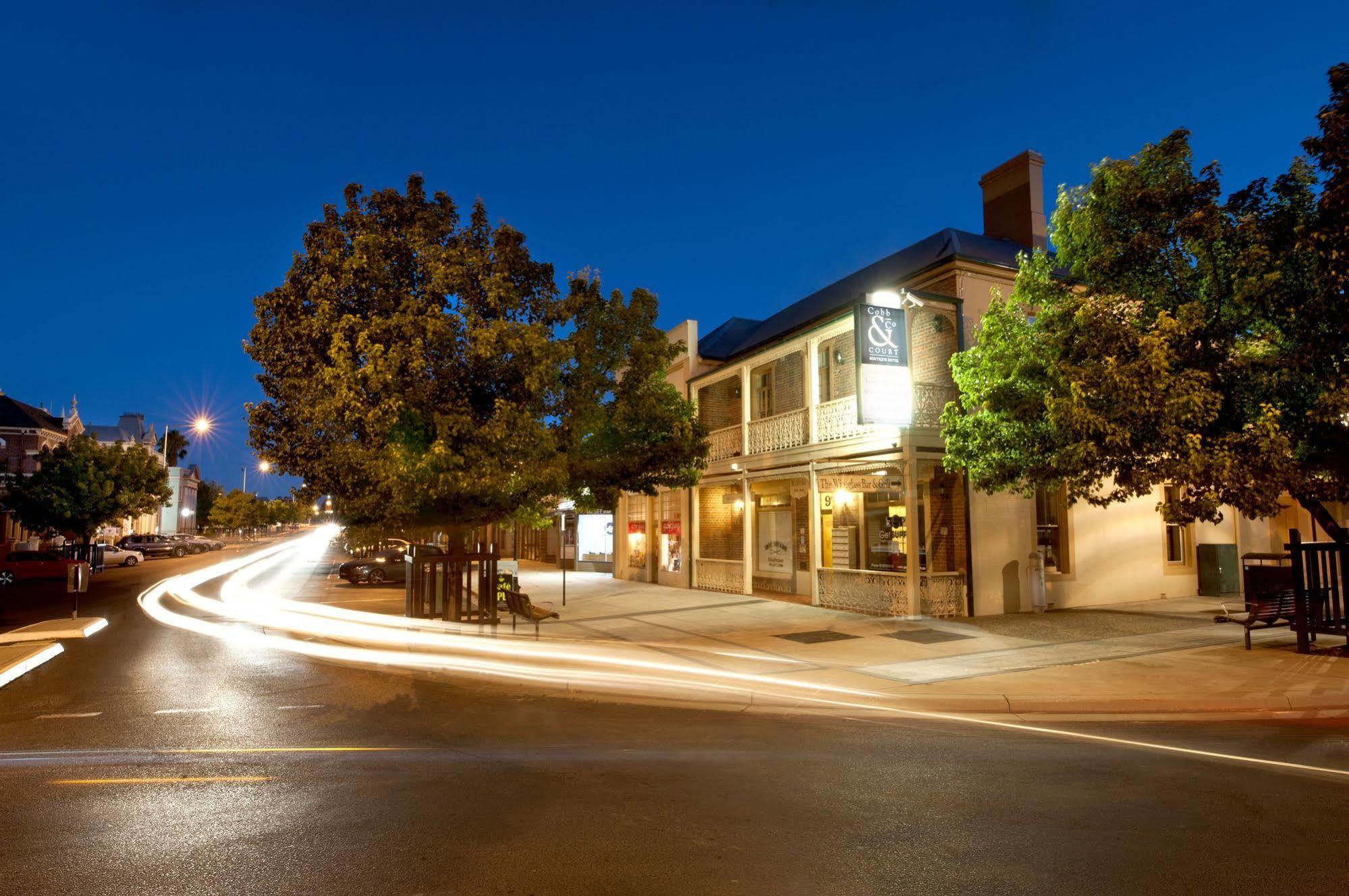 Cobb & Co Court Boutique Hotel Mudgee Eksteriør billede