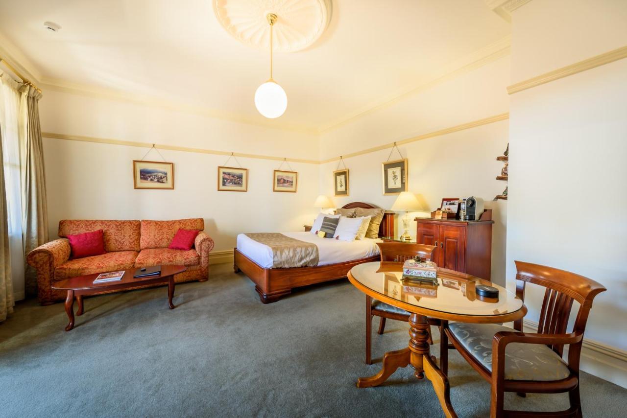 Cobb & Co Court Boutique Hotel Mudgee Eksteriør billede